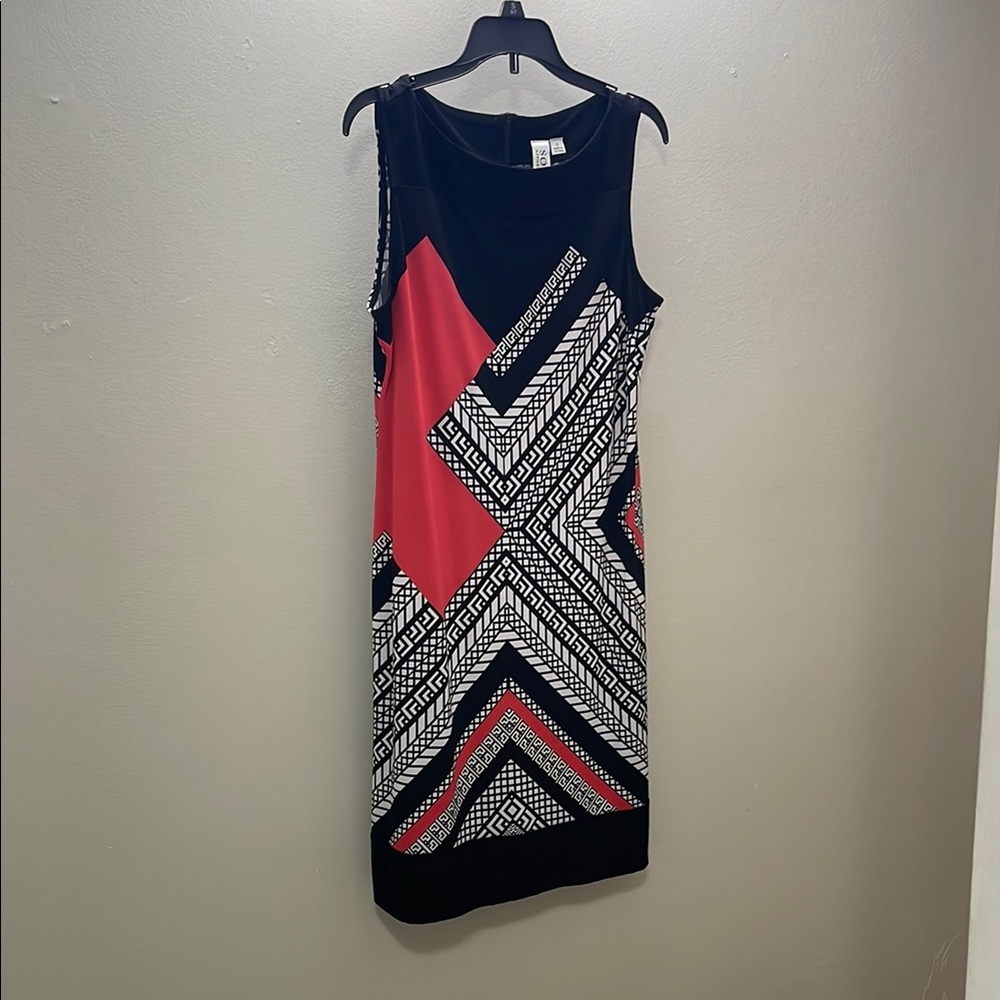 Soho Apparel Black and Red Geometric Midi Dress